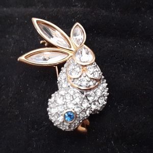 Vintage Swarovski Bird Pin